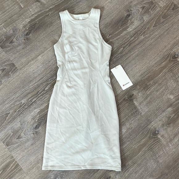 New with tags Lululemon Ribbed Softstreme Slim Fit Tank Dress Size 2 - Picture 1 of 2